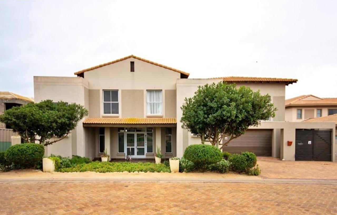 Golfer'S Retreat Hotel Langebaan Exterior photo