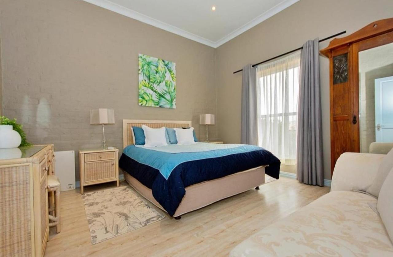 Golfer'S Retreat Hotel Langebaan Exterior photo
