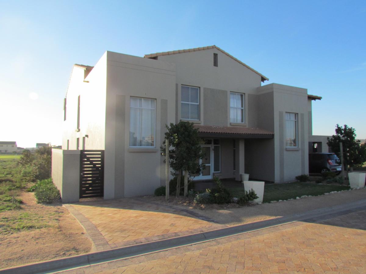 Golfer'S Retreat Hotel Langebaan Exterior photo